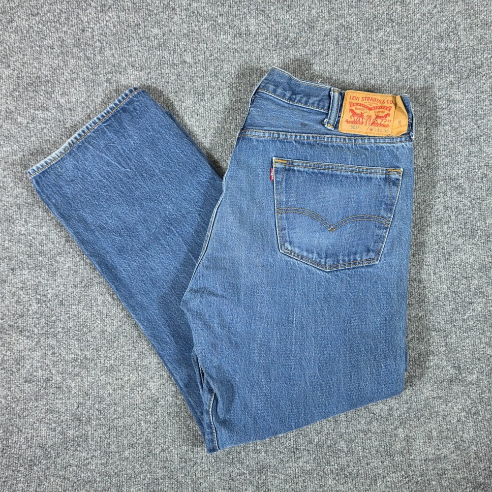 Levis 501 Mens Straight Leg Button Fly Med Wash Denim Jeans Tag 42x31 Act 38x28